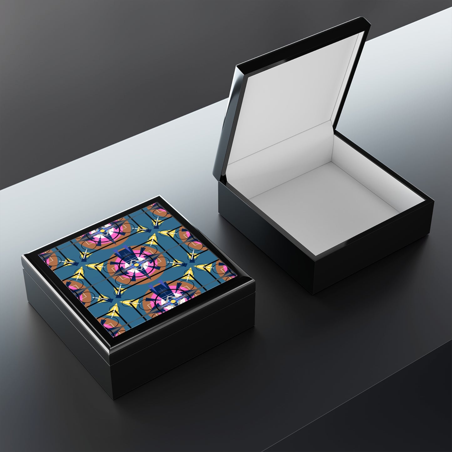 Jewelry Box: Oscillation